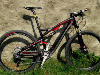 Specialized Camber FSR Pro Carbon 29″ – Vlajková loď Sunsetbike pro náročné.